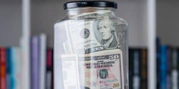 Textbook Costs: Financial Impact & Solutions for 2025 - Cover Image